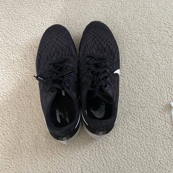 Nike Running Shoes - Picture 4 of 5